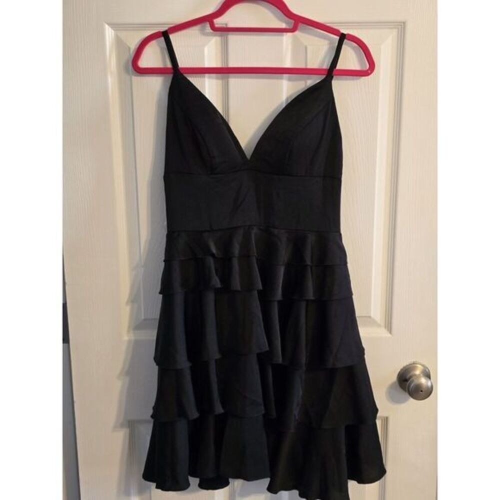 NWT Stacees Women's Black Strappy A-line Ruffled Dress Size 6